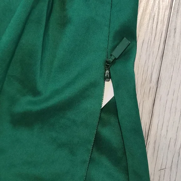 Hugo Boss Emerald Green Long Sleeve Silk Blouse - Picture 4 of 6